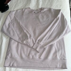 Aritzia cozy fleece boyfriend crew sweatshirt. Size M